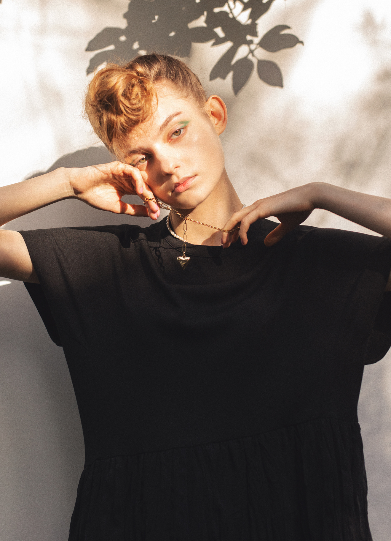 SUMMER ESCAPE 夏に着たい華やかなブラック || FURFUR（ファー