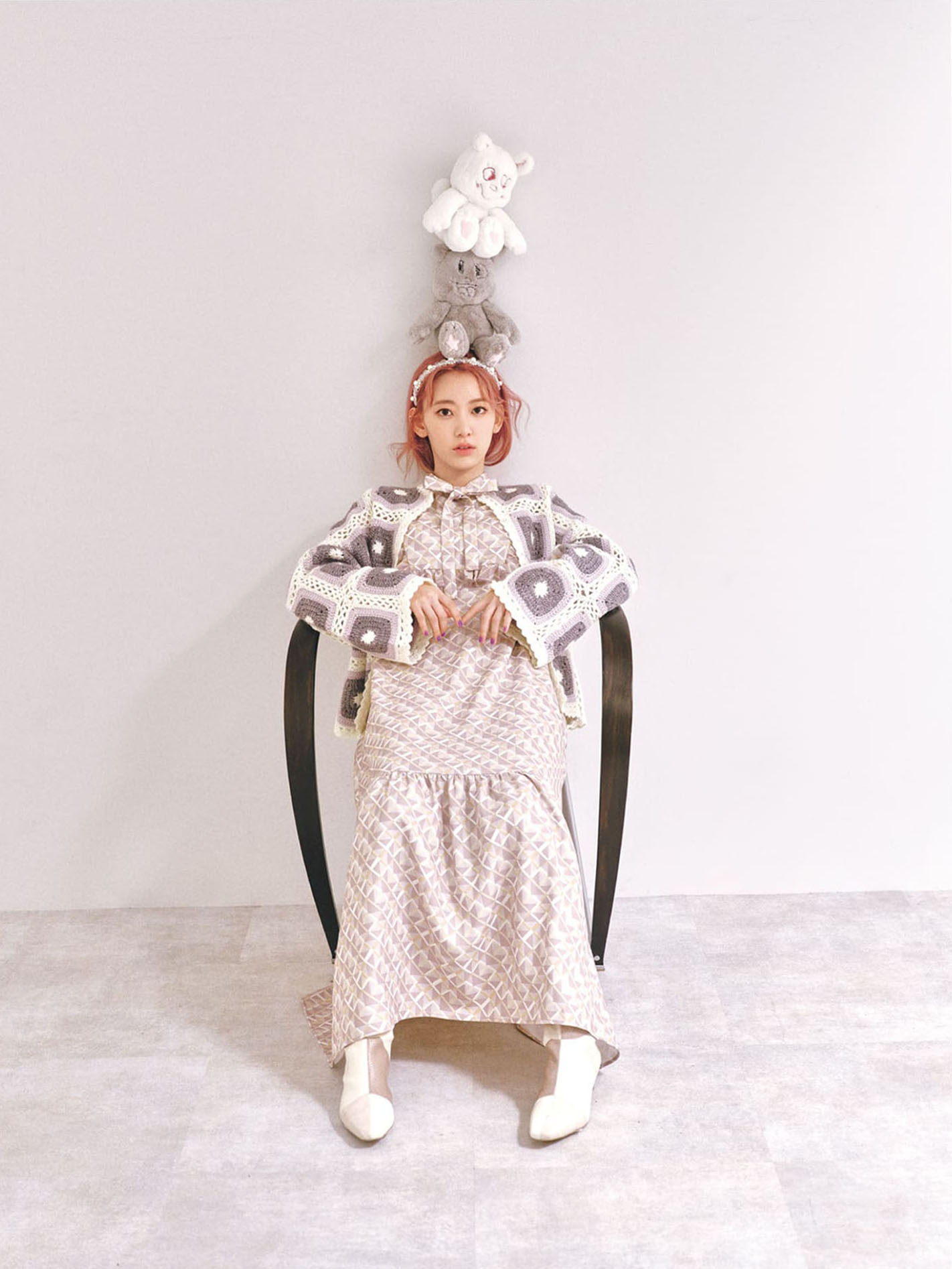 sweet 宮脇咲良、ファーファーの魔法にかけられて。 || FURFUR