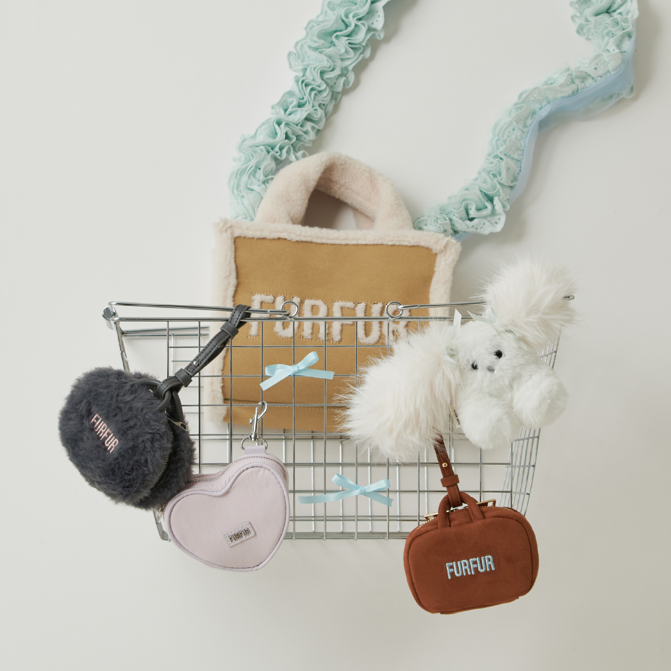 FURAPIマスコットチャーム・エコファートートミニチャーム・バリエーションマイクロスクエアボストン・フリルショルダーストラップの商品画像