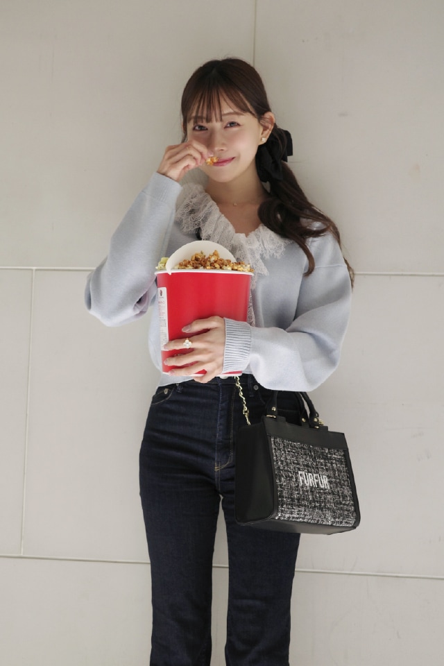 同コーディネートの別ショット