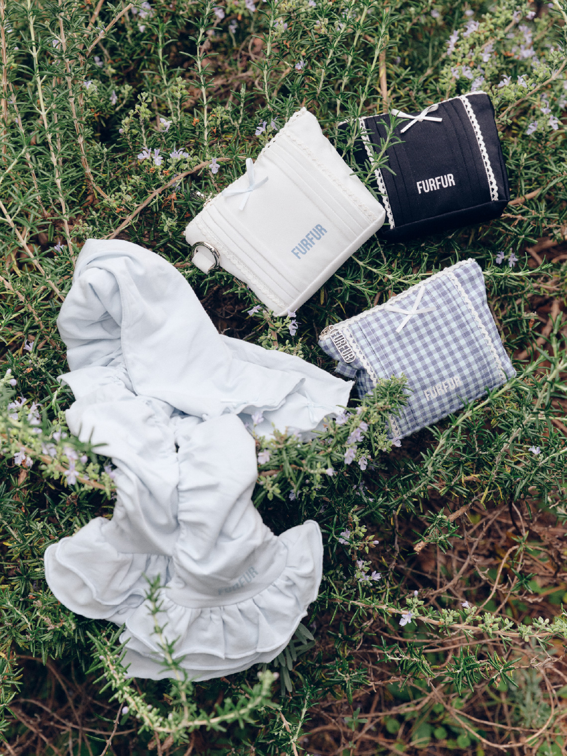 アームカバーとポーチ