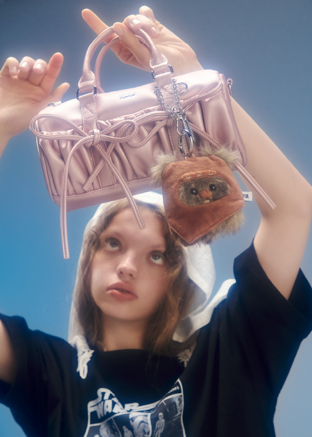 【STAR WARS&trade;】モチーフミラーチャームとミニリボンドラムバッグの商品写真