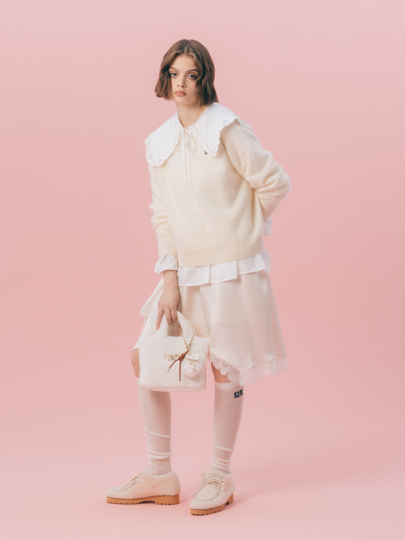 Knit と Blouse のスタイリング 2枚目