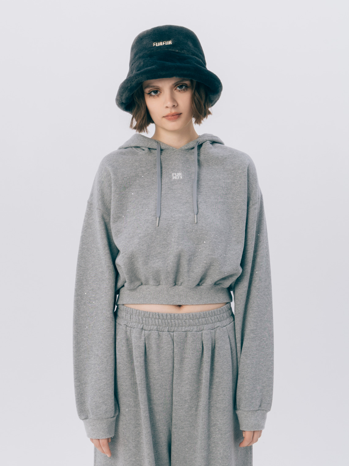 Coat と Hoodie のスタイリング 4枚目