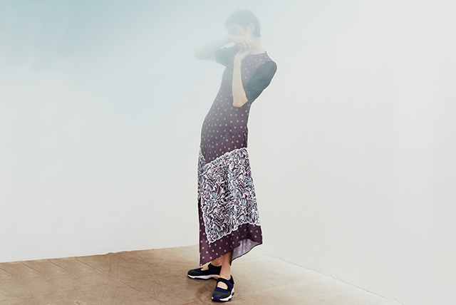 当社の スカーフ柄パネルプリントワンピ Fur Fur ロングワンピース マキシワンピース Guiacieneguilla Com